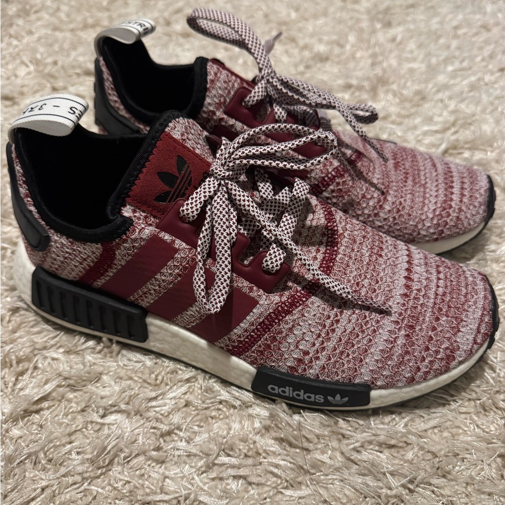 Adidas Sneakers